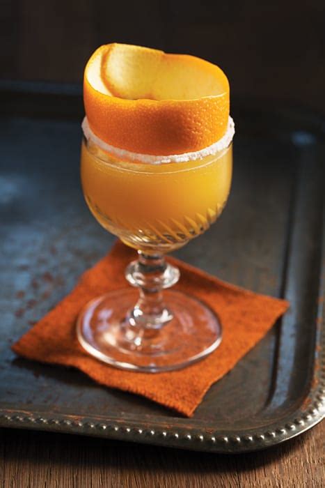 12 Best Peach Brandy Cocktails to Try