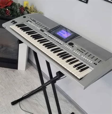 Yamaha PSR S700 Keyboard workstation | Reverb