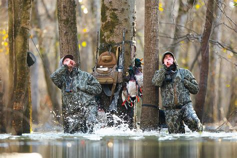 Best Duck Hunting Waders of 2022 - Wildfowl