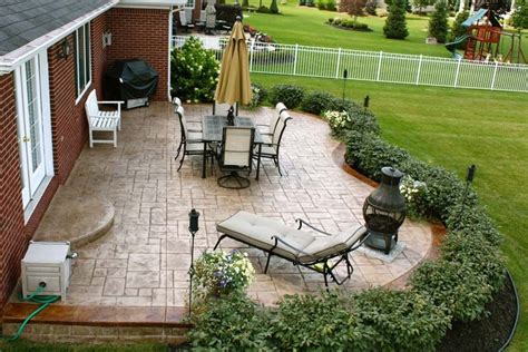 20 Modern Concrete Patio Landscaping - Home, Family, Style and Art Ideas