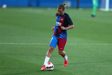 7 Antoine Griezmann Haircuts To Steal For Your Next Look - 2024