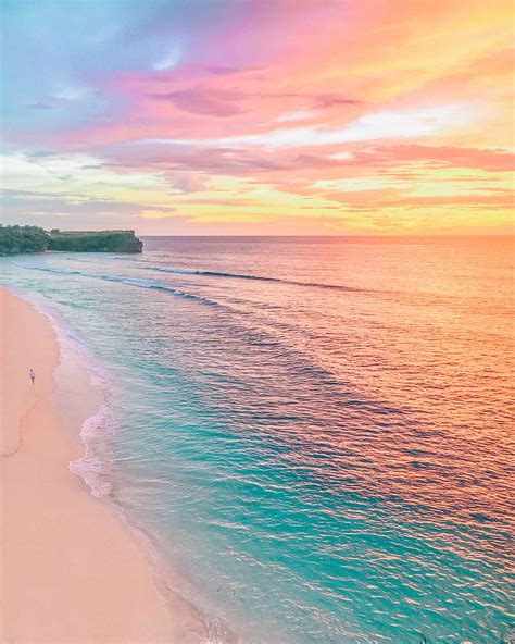 8 Best Instagram Spots in and Around Bali in 2020 | Pastel sunset, Rainbow beach, Beach wallpaper