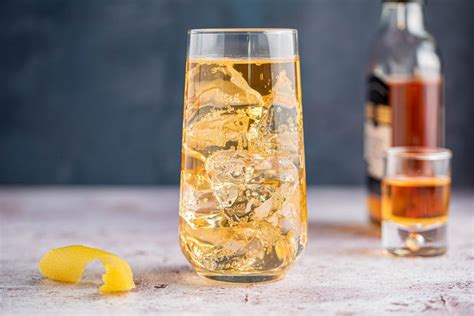 The Classic Whiskey Highball Recipe