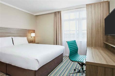 Jurys Inn Oxford, Oxford | AerLingusVacationStore.com