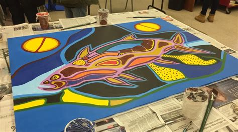 'I like living': Young Indigenous artists heal pain through painting ...