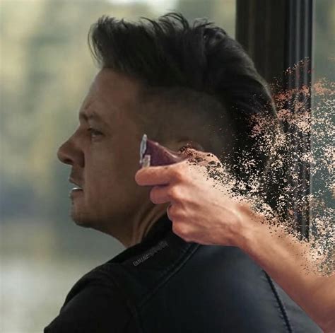 Hawkeye Haircut In Avengers Endgame - iPhone Hintergrundbild 1125 x ...