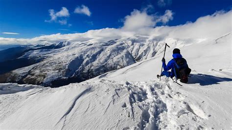 Avalanche Safety Gear: The 3 Essentials - AlpInsider