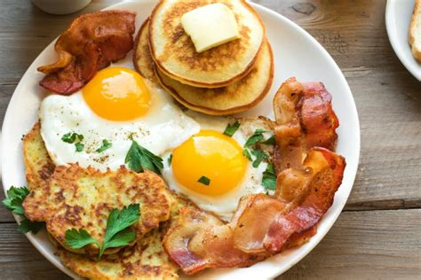 Best Breakfast in Panama City Beach? 9 Brunch Spots for YOU