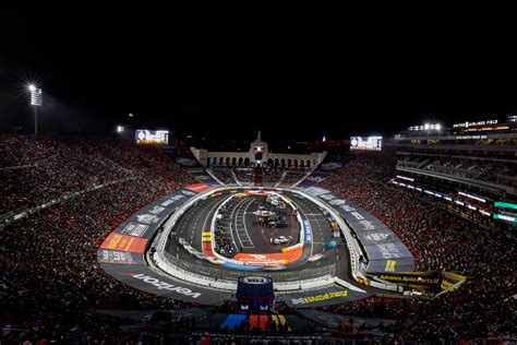 NASCAR Clash at The Coliseum: Time, TV, format for Saturday race