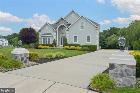 Mount Laurel, NJ Real Estate - Mount Laurel Homes for Sale | realtor.com®