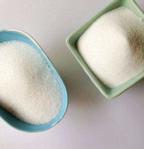 Caster Vs Granulated Sugar – BakeClub