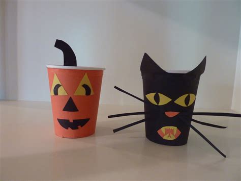 Cool DIY Paper Cups Crafts