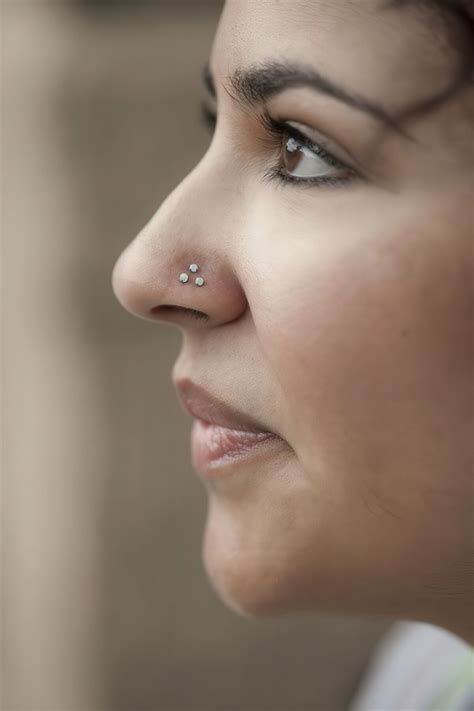 15 Nose Stud Piercing Ideas That Inspire - Styleoholic