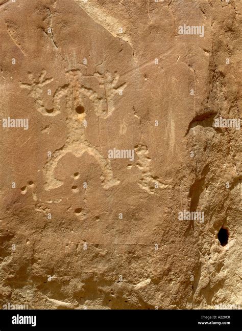 Chaco canyon petroglyph hi-res stock photography and images - Alamy