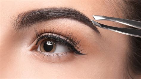 5 Benefits of Professional Eyebrow Shaping | Kim Gallo Esthetics