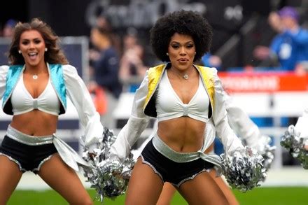 Las Vegas Raiders Cheerleaders Perform During Editorial Stock Photo ...