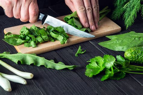 Knife Skills: 10 Knife Cuts Every Professional Cook Should Know - Escoffier