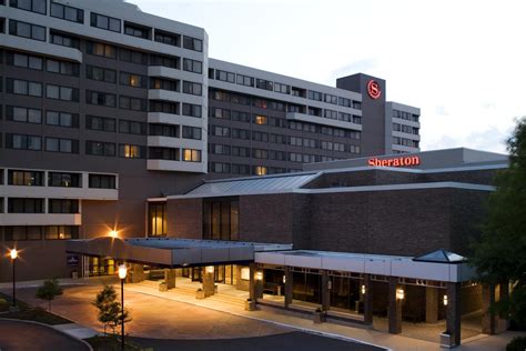 Sheraton Norfolk Waterside Hotel - Norfolk, Virginia