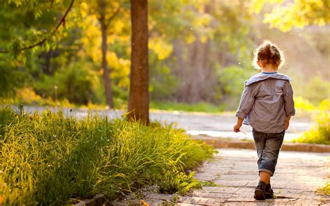 Sunlit Child Stroll - HD Wallpaper