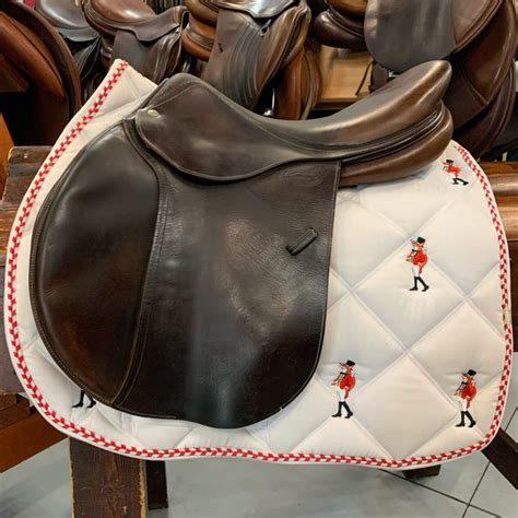 Close Contact Saddles | Snooty Fox Atlanta Consignment