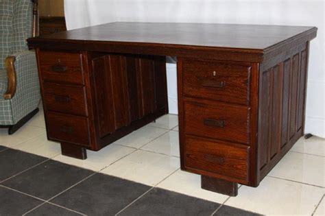 Desks - AN EXQUISITE SOLID PARTRIDGE WOOD EXECUTIVE DESK WITH 6 DRAWS ...