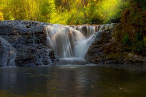 10 Bucket List Waterfalls In Oregon You Won't Want To Miss! - Follow Me ...