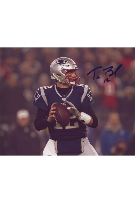 Tom Brady 8x10 Photo Signed Autograph Patriots Both Hands on Ball hoz ...