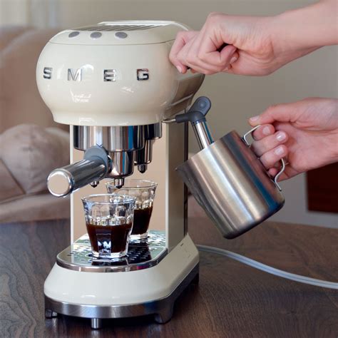 The Smeg Espresso Coffee Machine Proves Easy to Use | Espresso coffee machine, Coffee machine ...