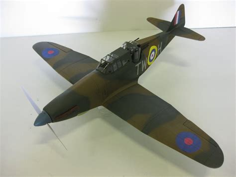 Boulton-Paul Defiant - Scale WW2 British turret fighter Model Airplane Kit