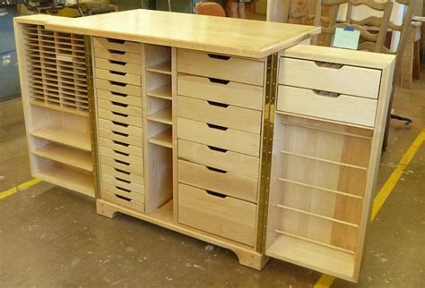 How to build a craft storage cabinet - kinhon