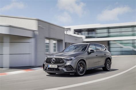 View Photos of the 2025 Mercedes-AMG GLC63