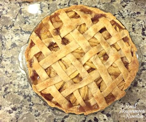 Lattice Top Apple Pie Recipe - Housewives of Riverton