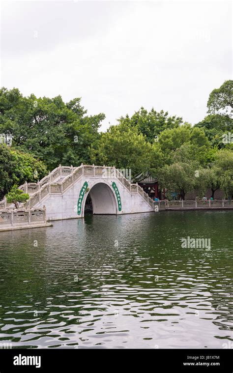 Chinese garden Architecture Stock Photo - Alamy