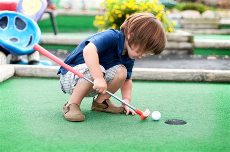 10 Spots to Play Mini Golf in Vancouver - SavvyMom