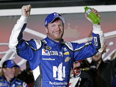 Dale Earnhardt Jr. wins qualifying race for Daytona 500 - Salon.com