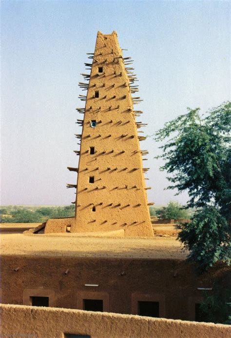 Welcome to the Islamic Holly Places: Agadez Mosque (Agadez) Niger