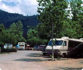 Camping & RV Reservations | Shasta Lake Campsites