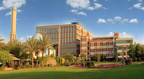 The University of Lahore (City Campus) Reviews | Admissions 2023 - Fee Structure | brandsreview.pk