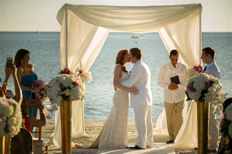 Miami's Best Wedding Venues - Little Palm Island - Florida Keys ...