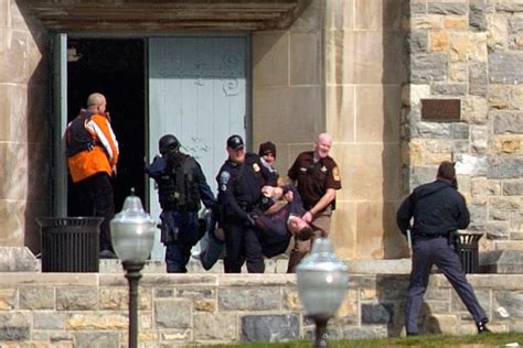 Virginia Tech shooting ~ Massacre Full Details with [ Photos | Videos ]