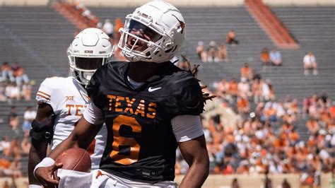 10 thoughts on the Texas quarterback room for 2023