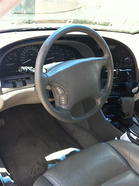 1997 Oldsmobile Aurora - Interior Pictures - CarGurus