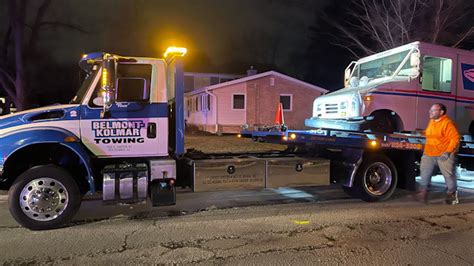 Arlington Heights News — SUV and USPS Van Crash at Yale Ave and Marion ...