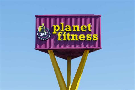 Planet Fitness Boycotted Over Man Shaving In Ladies’ Restroom | American Seeker