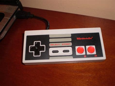 NES Controller USB Flash Drive | Gadgetsin