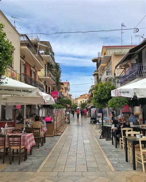 Zante town Photo Heatheronhertravels.com | Heather on her travels