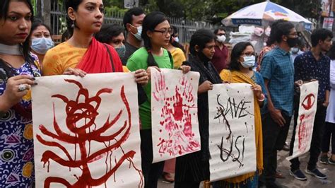 Bangladesh attacks trigger protests with civil society members criticising govt | Latest News ...