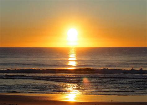 Mount Coolum Sunrise 020915 by DC-2082 on DeviantArt