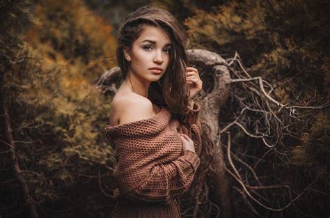 15 Outdoor Portrait Photography Tips + Bonus Freebies