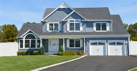 What is a McMansion? A Definition and Examples - A Nice Home